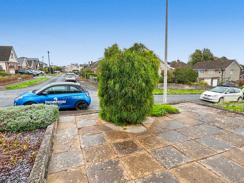Property photo 2 of 18