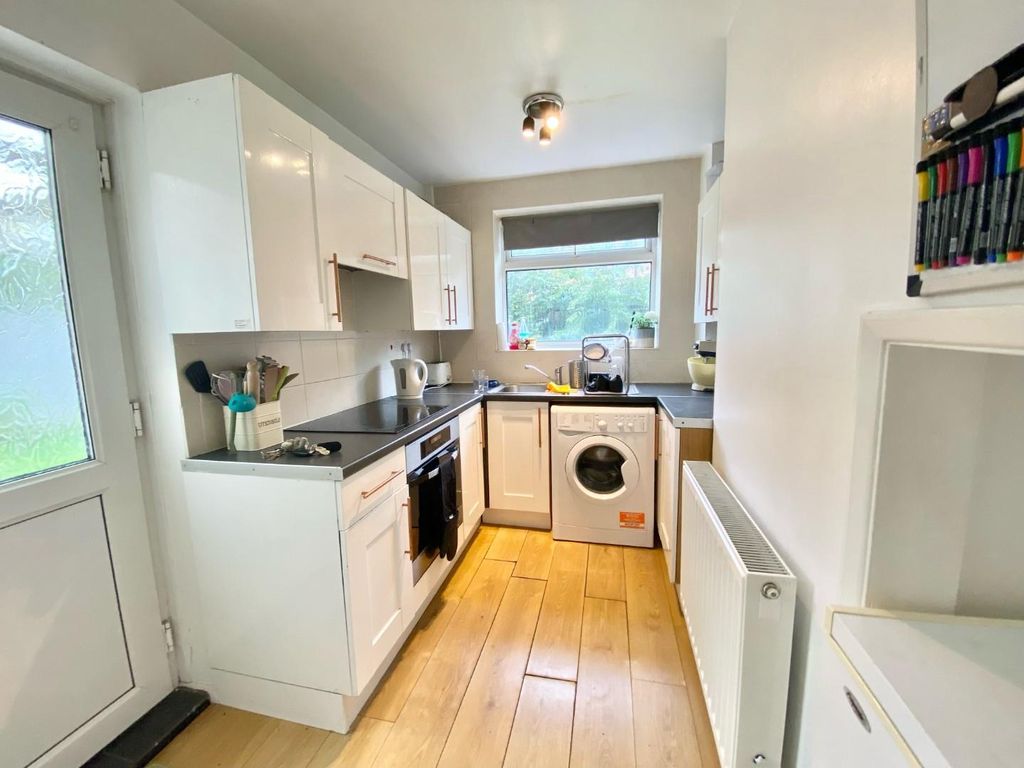 Property photo 3 of 10 4.Jpg