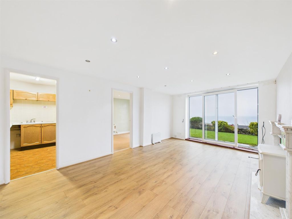 Property photo 3 of 19 Cam03604G0-Pr0196-Still007.Jpg