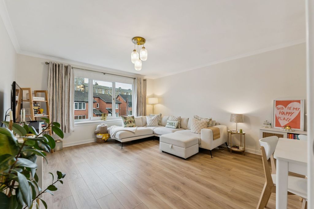 Property photo 2 of 24