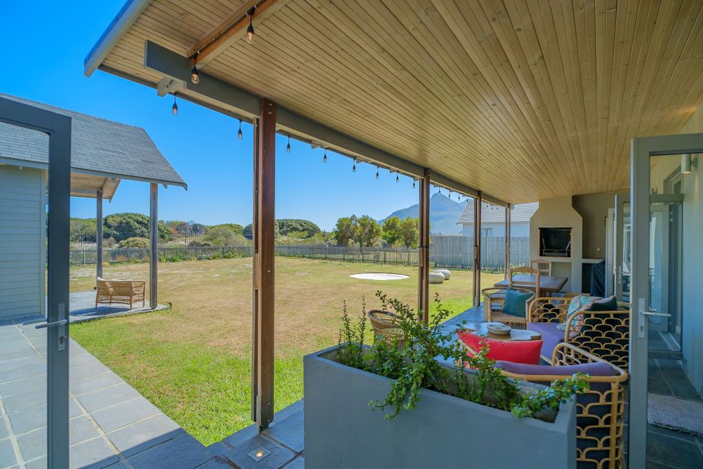 Property photo 1 of 27 Fh1735754