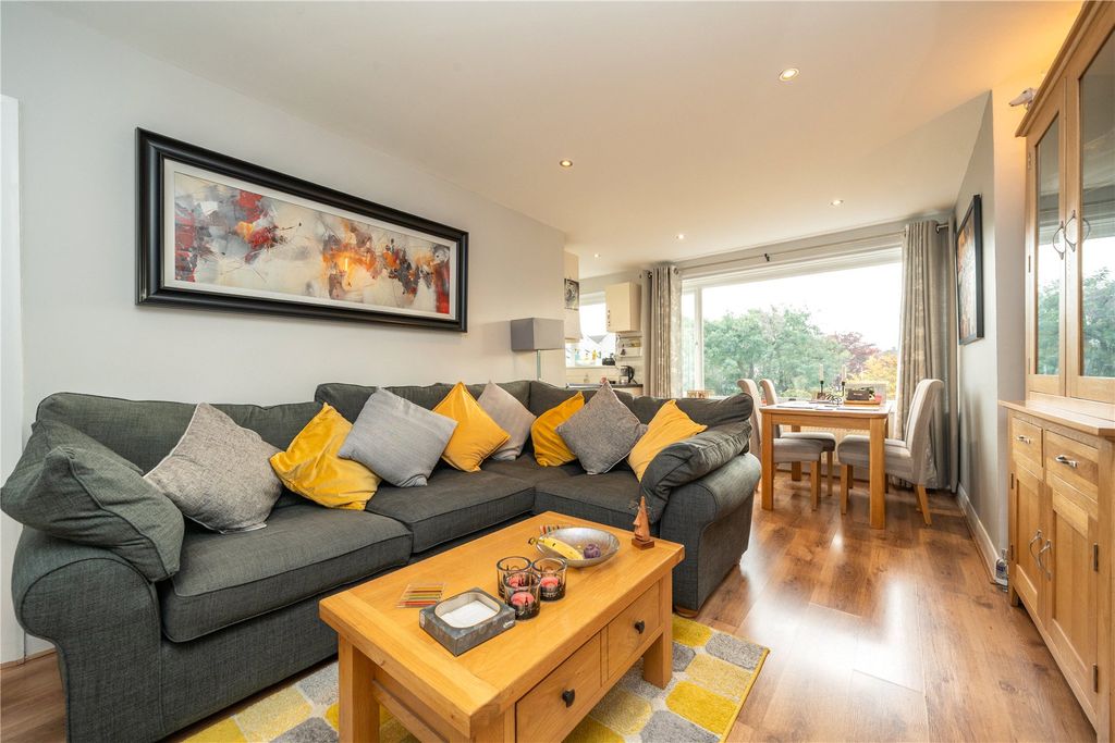 Property photo 2 of 14 Picture No. 10