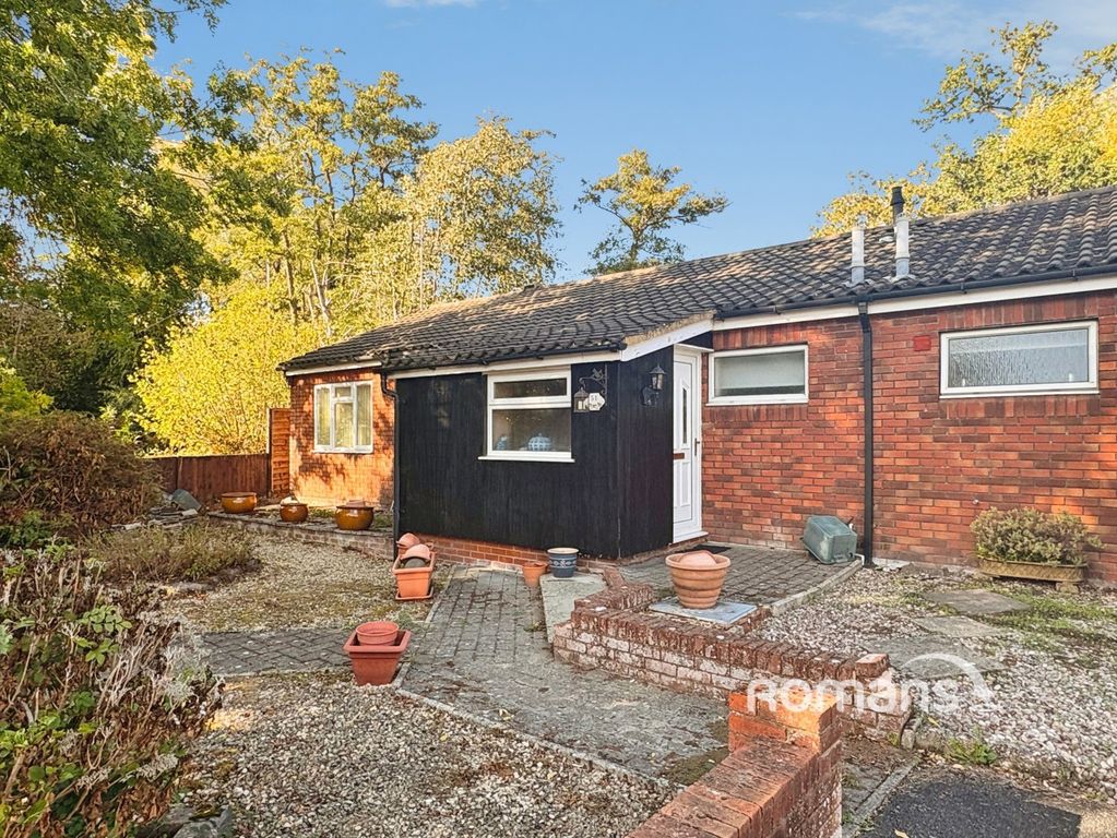 Property photo 1 of 16 Pbox-Img.Jpg