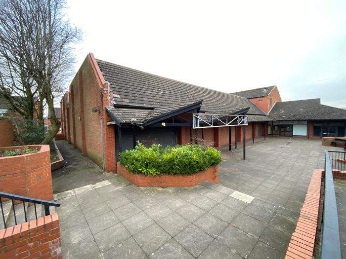 Property photo 1 of 4