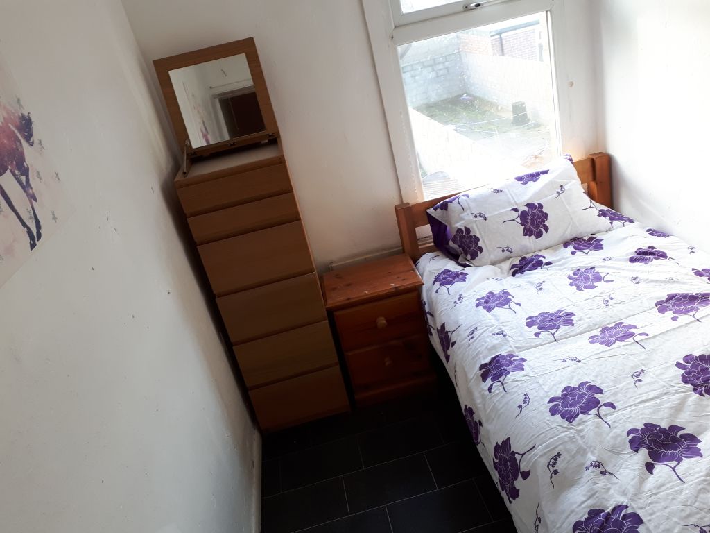Property photo 2 of 4
