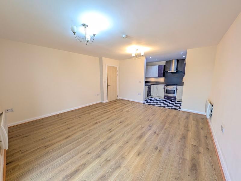 Property photo 3 of 21 Photo 18