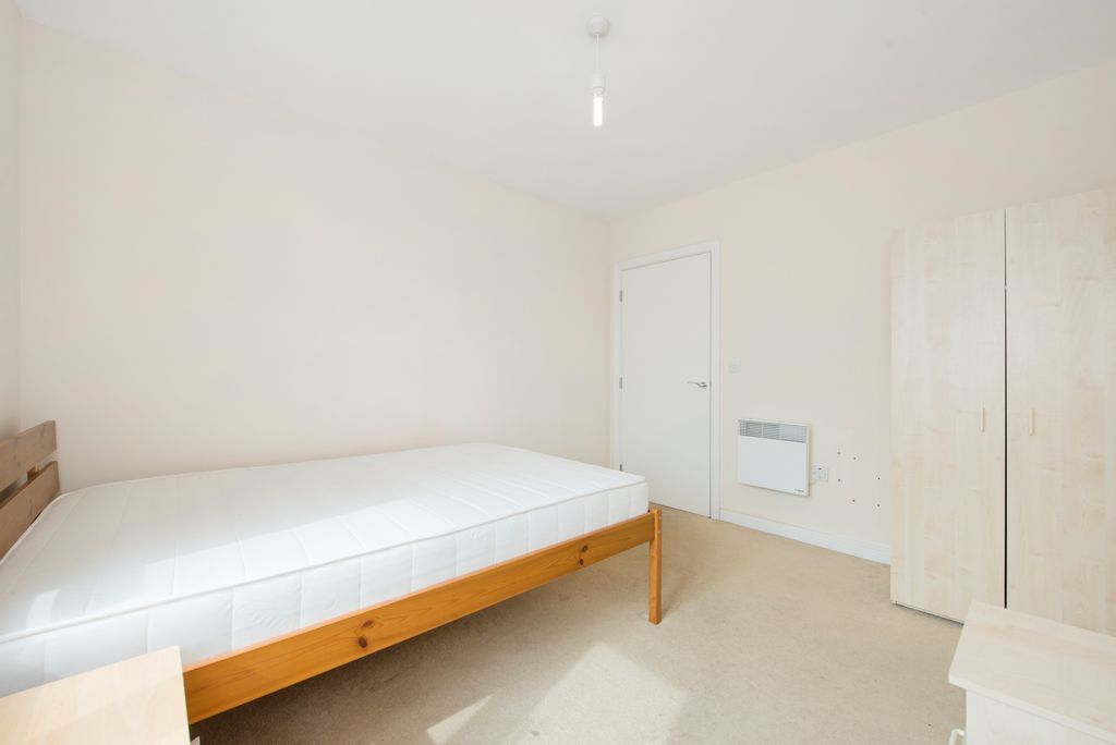 Property photo 3 of 9 5