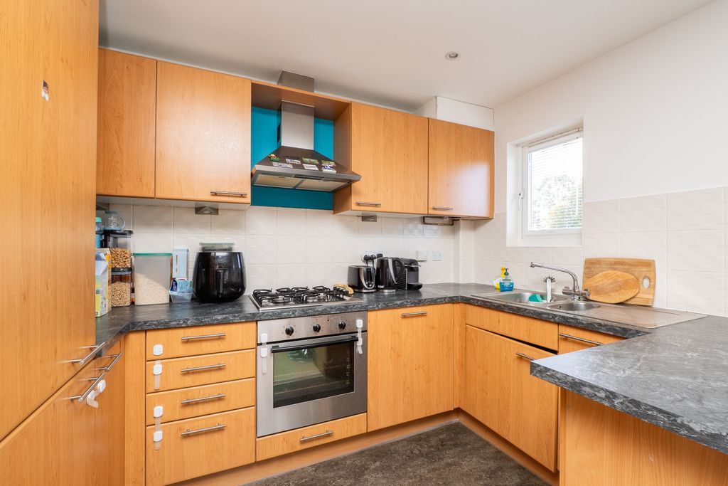 Property photo 3 of 10 Picture 3