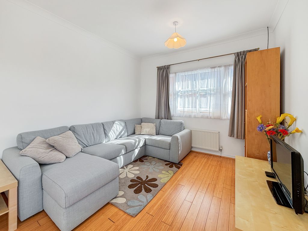 Property photo 3 of 16