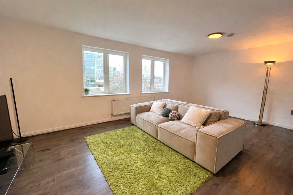 Property photo 1 of 8 View