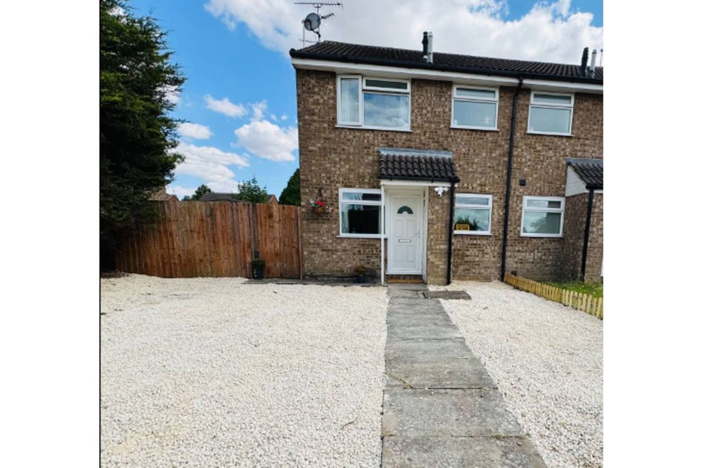 Property photo 1 of 9