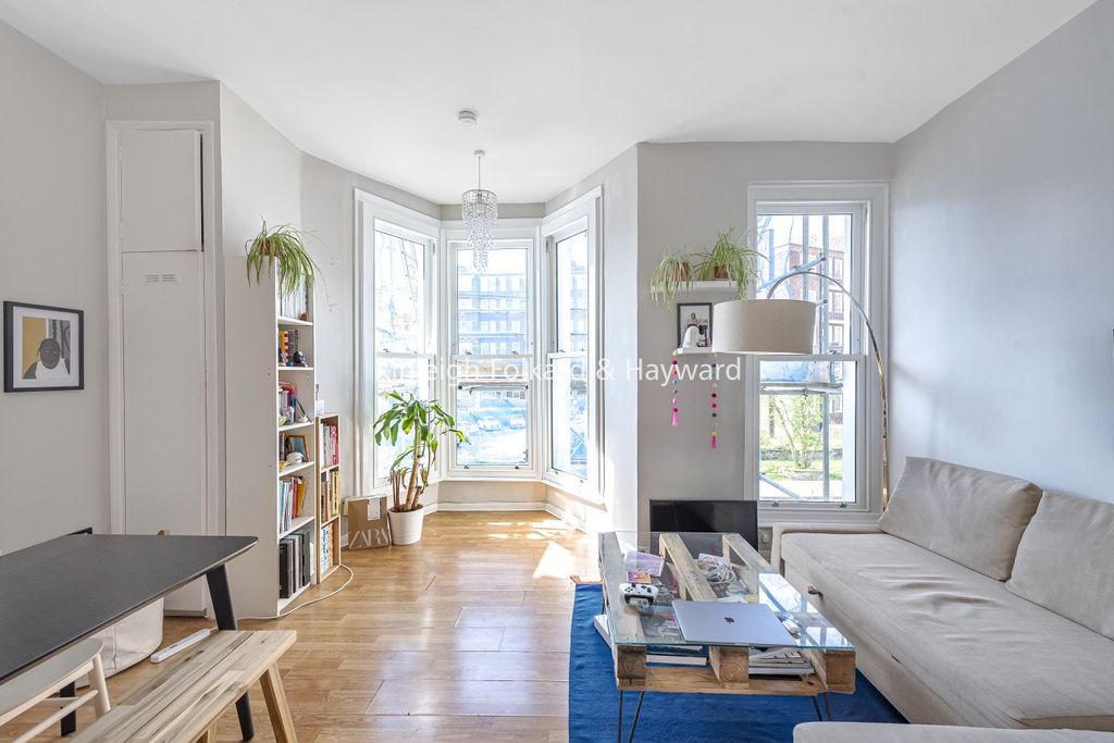 Property photo 1 of 6 Picture No. 15