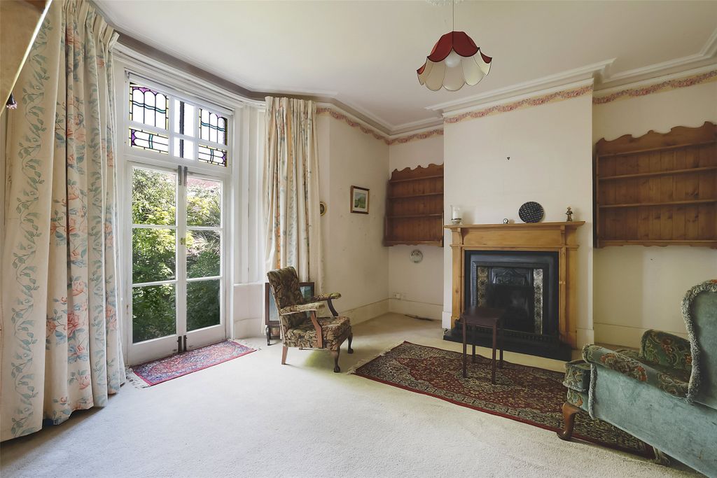 Property photo 2 of 14 Picture No. 12