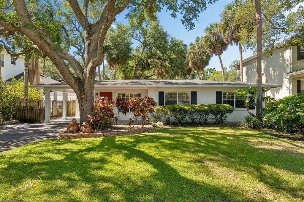 Property photo 1 of 20