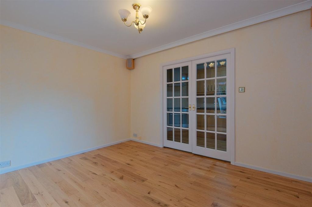 Additional image 6 of 2 bed flat for saleAuchingramont Court, Hamilton ML3
