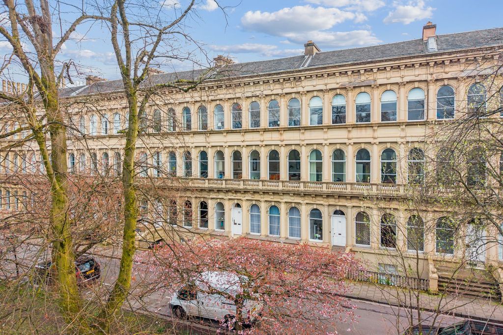 Property photo 1 of 27