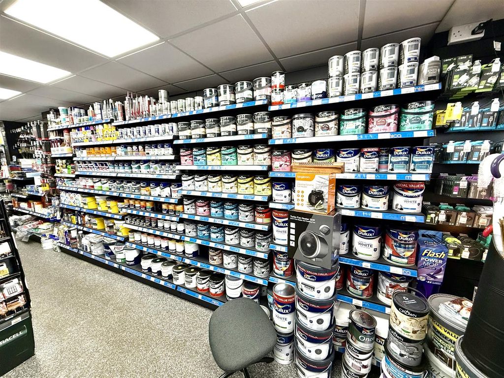 Property photo 1 of 11 Tempimageloy6By.Jpg