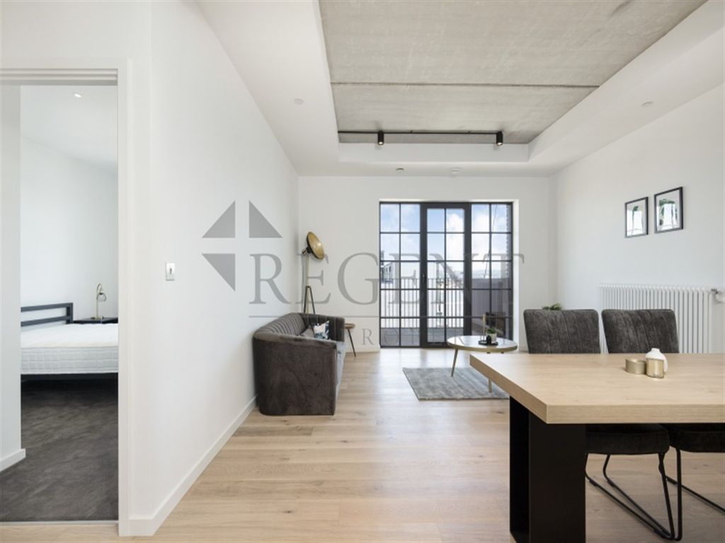 Property photo 3 of 12 Open Plan