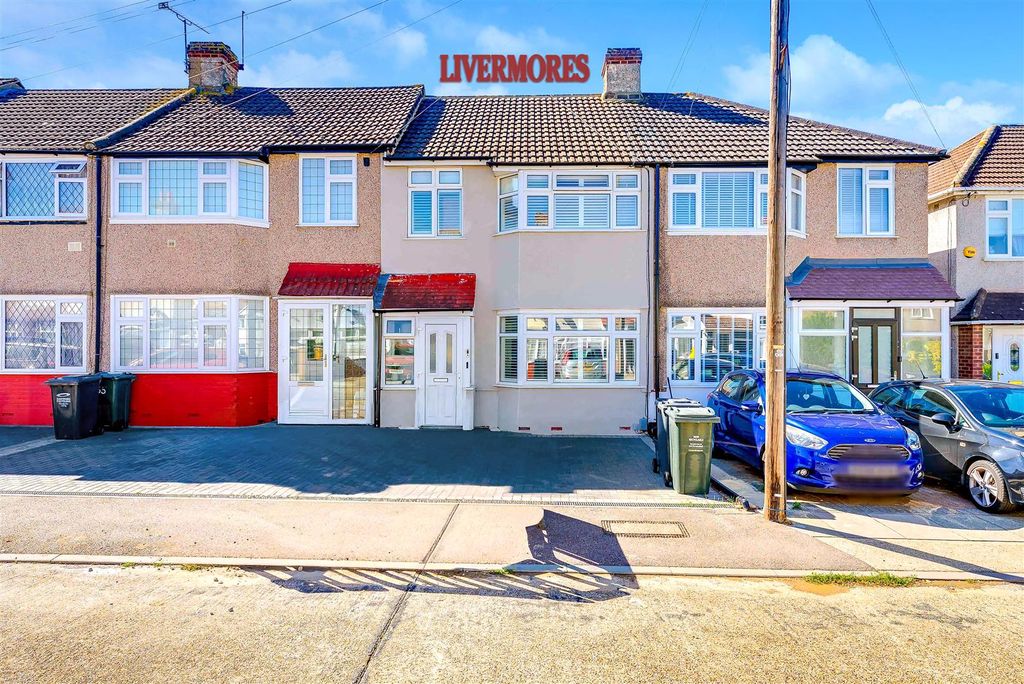 Property photo 1 of 19 A7S08233Hdr-2Dp.Jpg