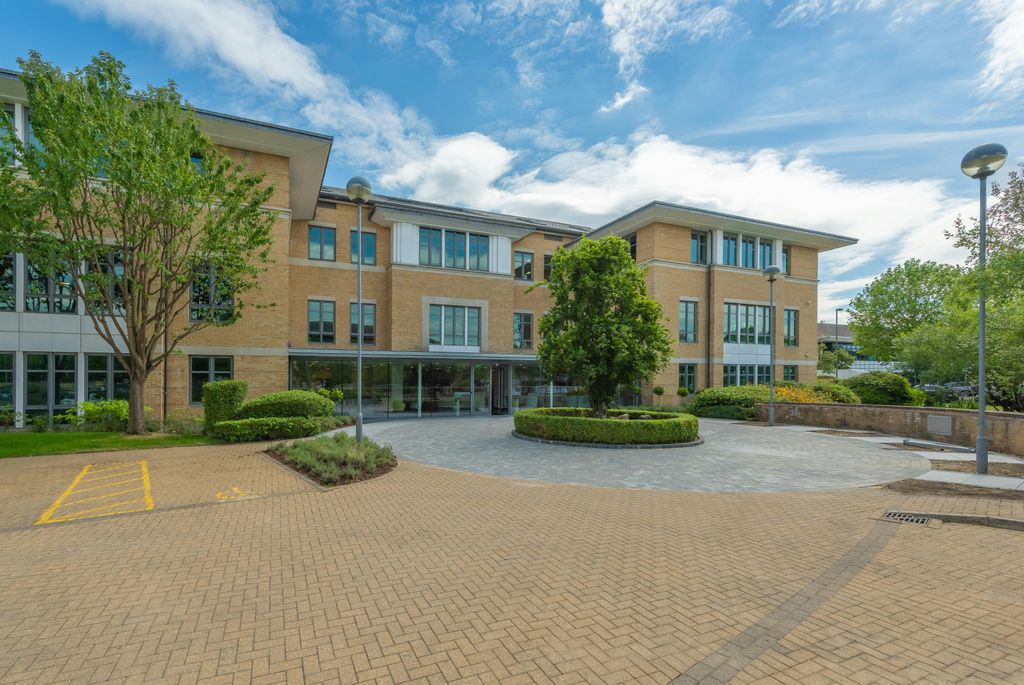 Property photo 1 of 5 The Riverside Camberley.Jpg