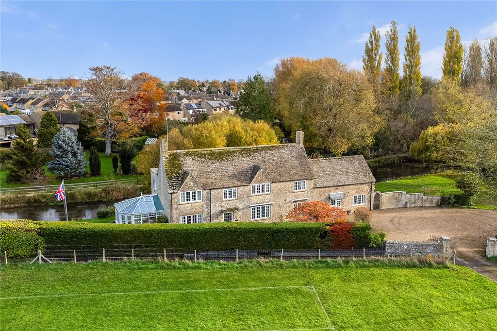 Property photo 1 of 23 Front Drone