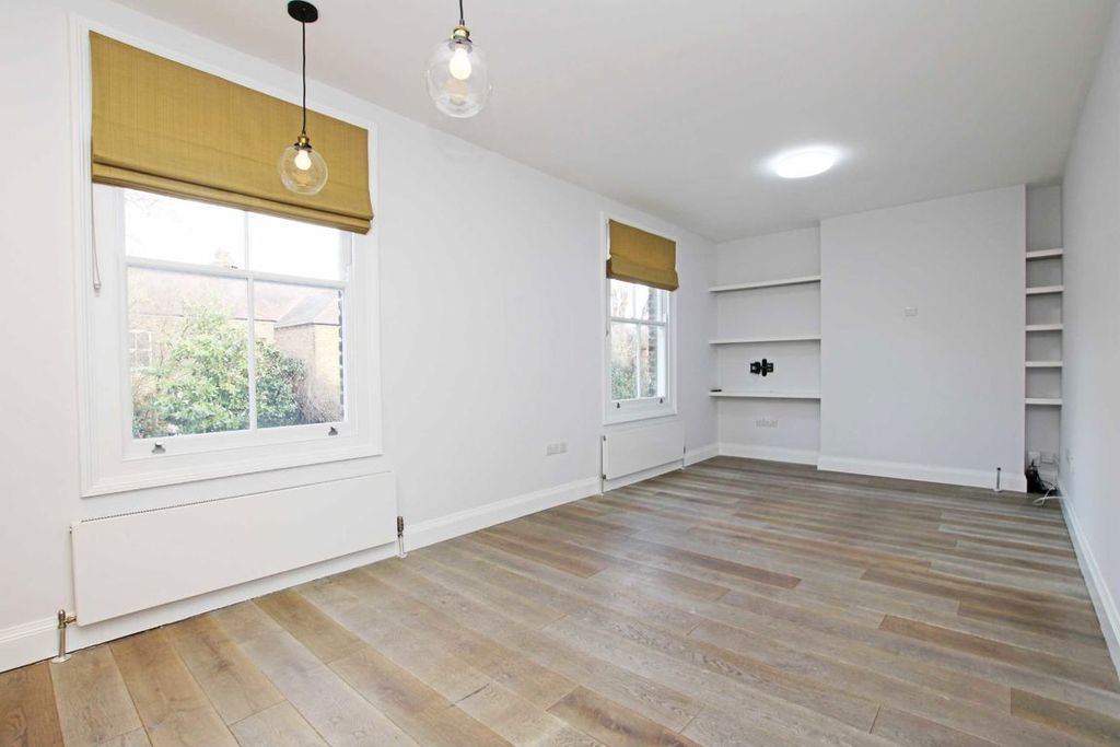 Property photo 2 of 4