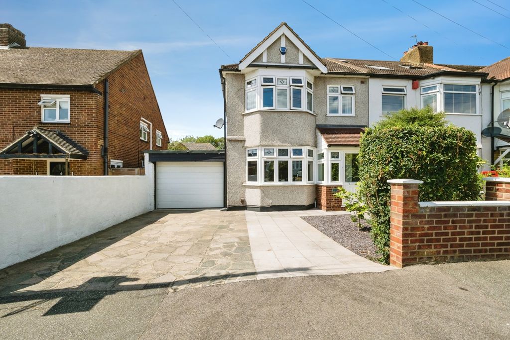 Property photo 1 of 26 Pbox-Img.Jpg