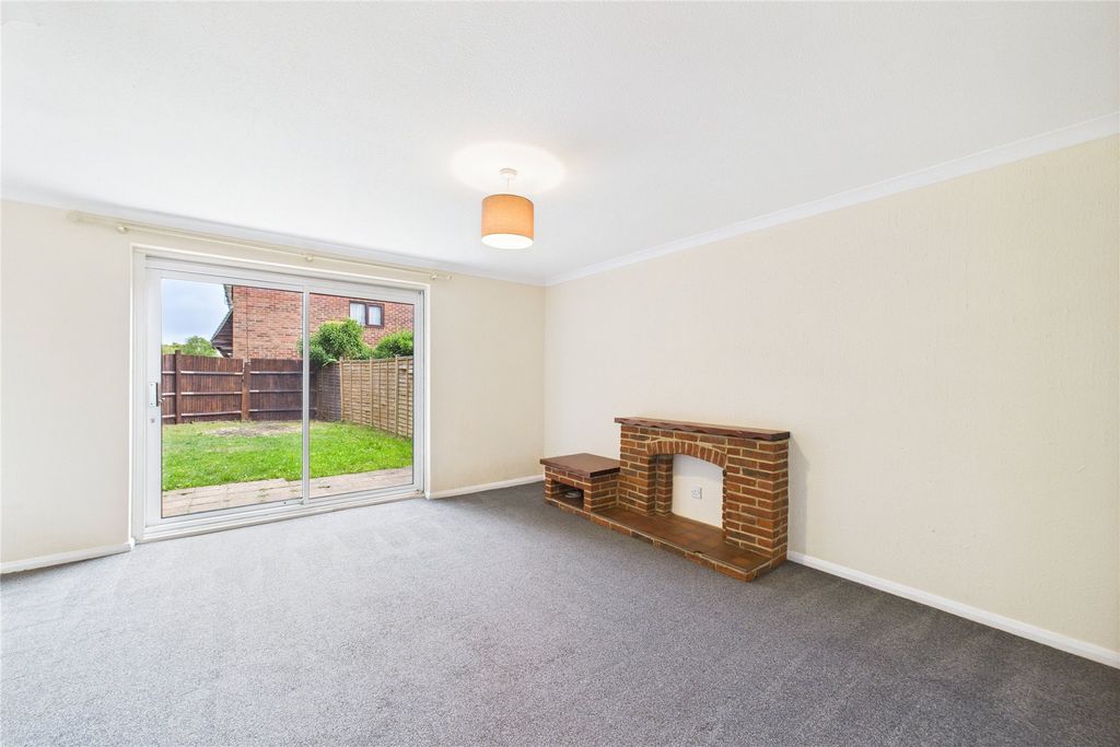 Property photo 2 of 7 Picture No. 29