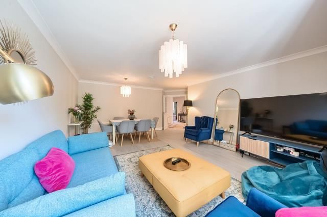 Property photo 3 of 10 Reception Room