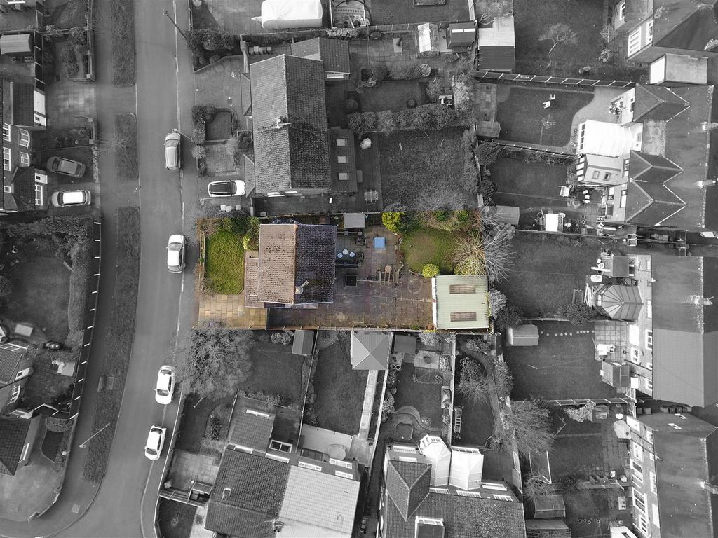 Property photo 2 of 30