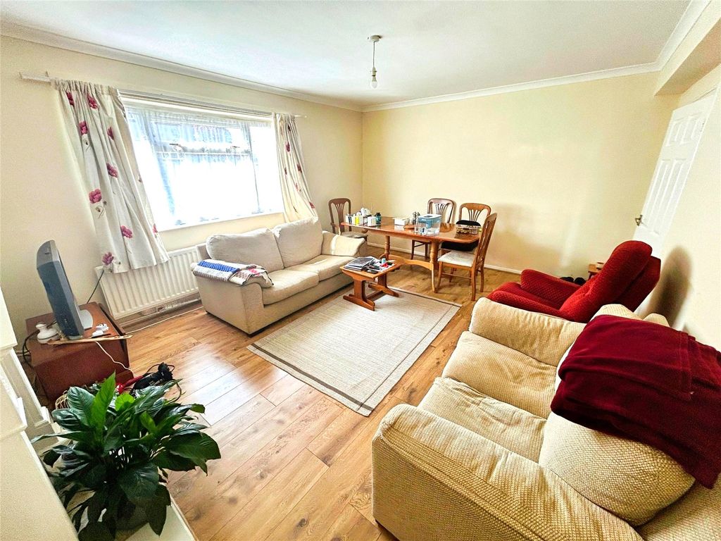 Property photo 2 of 7 Picture No. 06