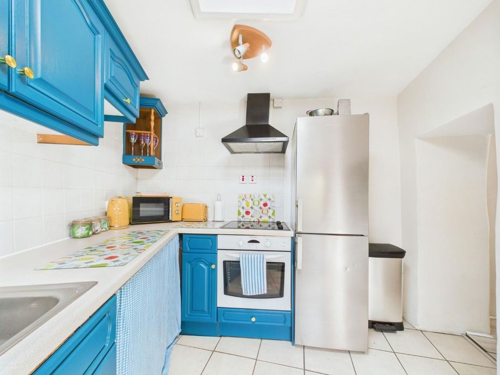 Property photo 3 of 19 Cam03810G0-Pr0319-Still007.Jpg