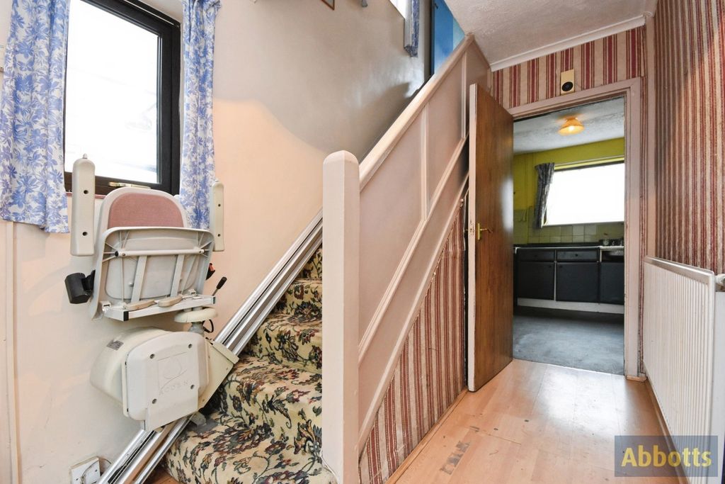 Property photo 2 of 25 Pbox-Img.Jpg