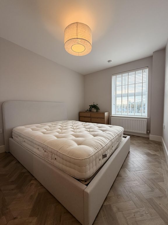 Property photo 1 of 14 Cover