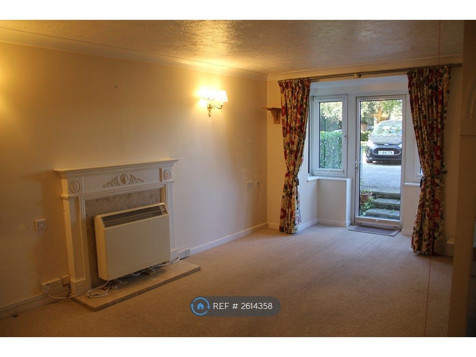 Property photo 2 of 22 Living Room With Patio Entrance