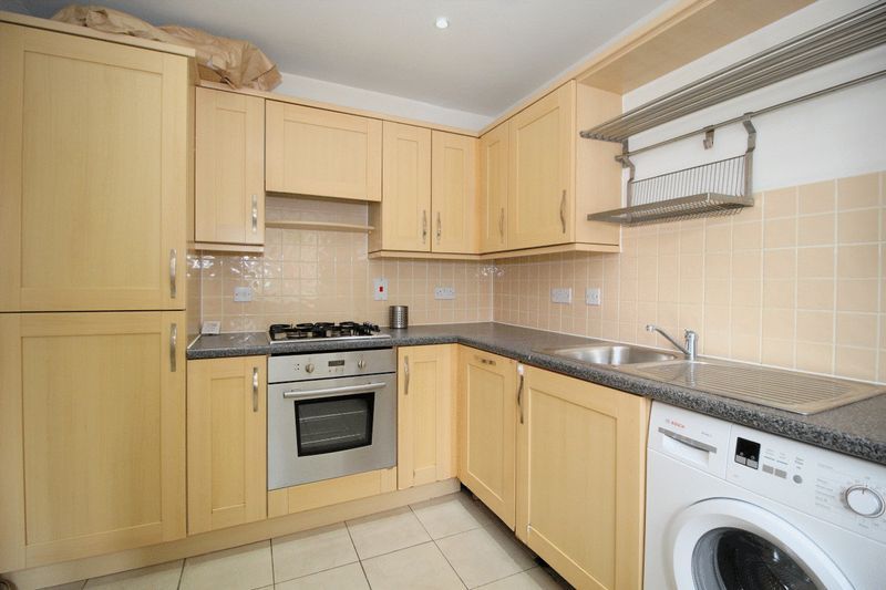 Property photo 2 of 16 Kitchen