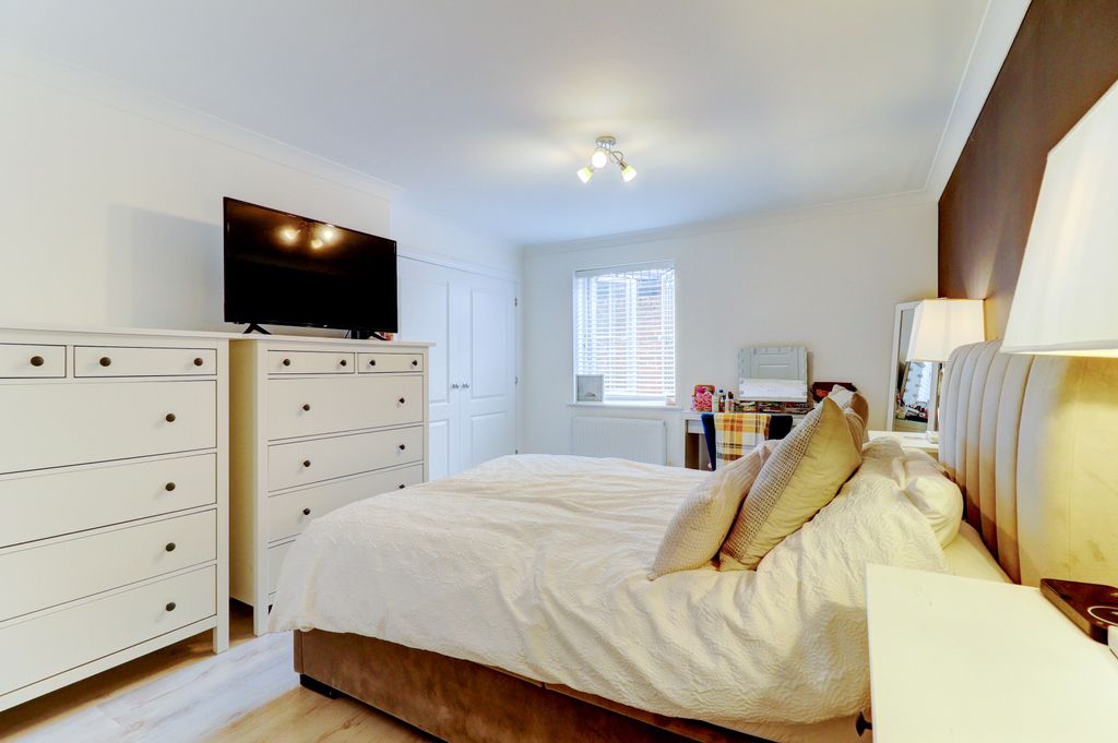 Property photo 2 of 11 Picture No. 04
