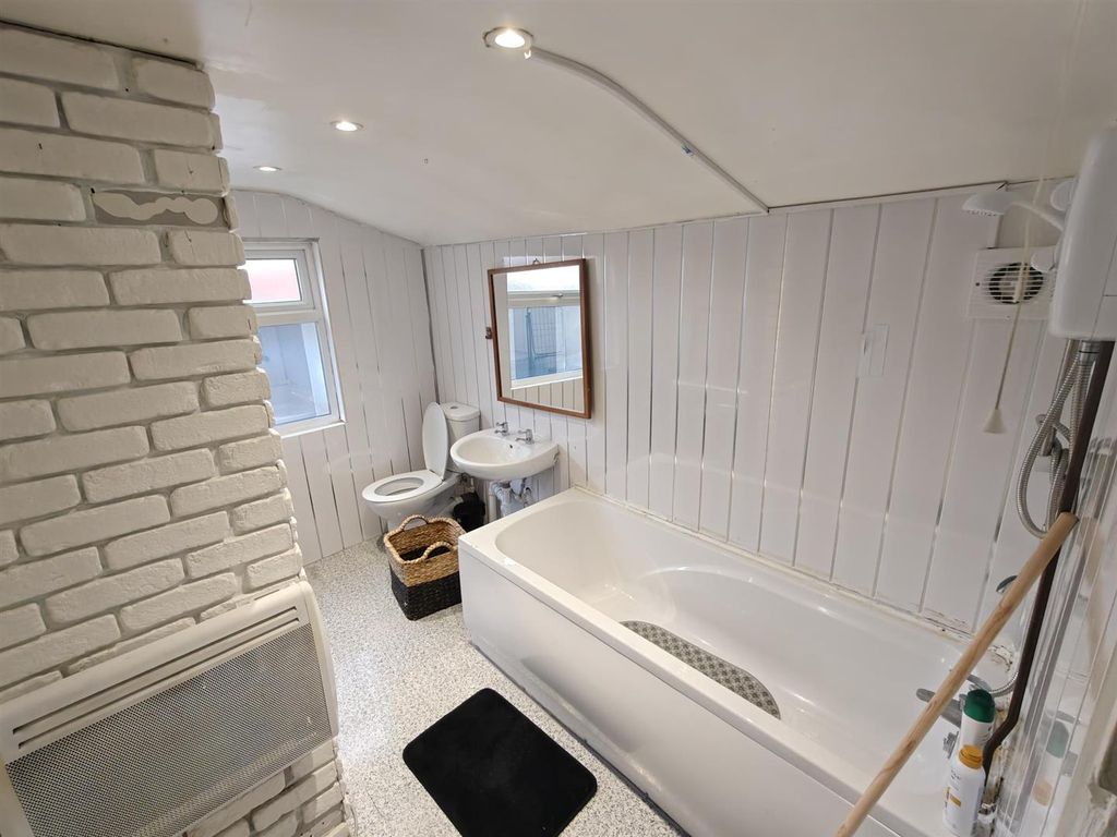 Property photo 3 of 5 Img20260216111716.Jpg