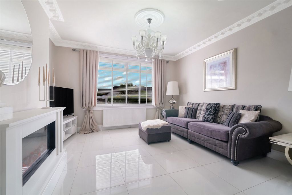 Property photo 3 of 21 Picture No. 05