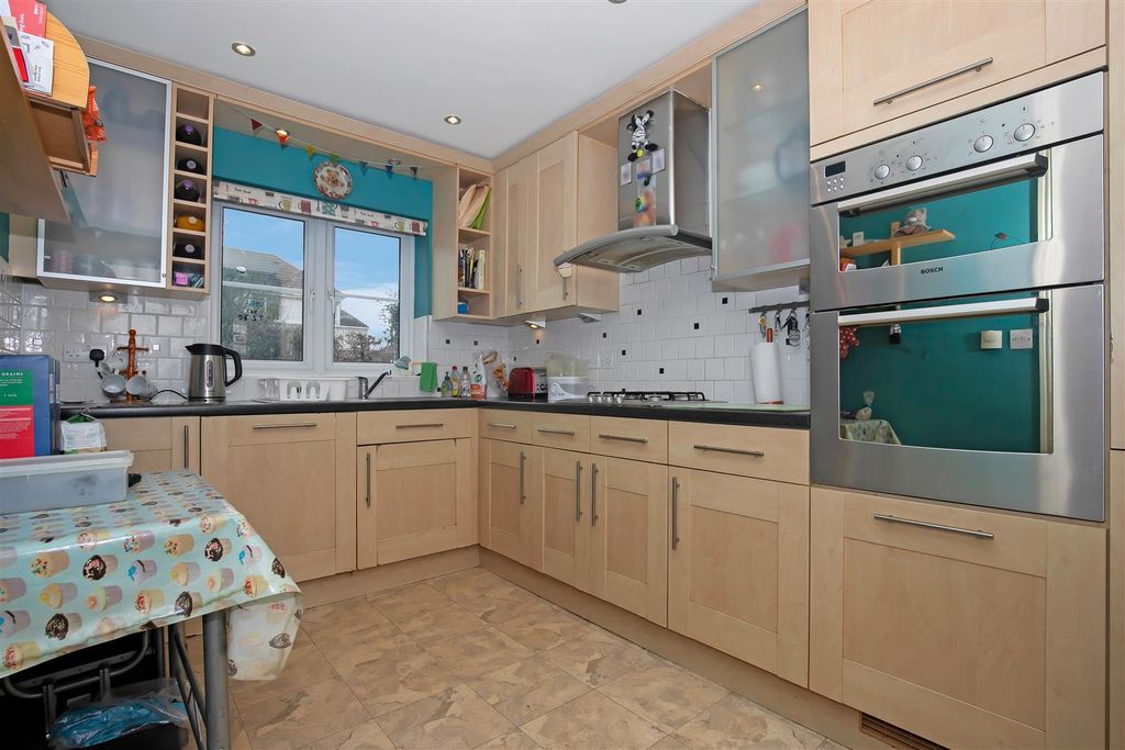 Property photo 2 of 25 Img_2759.Jpg