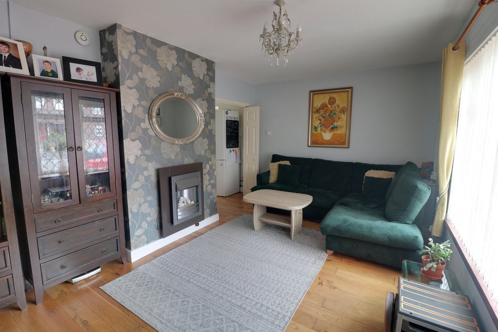 Property photo 2 of 15