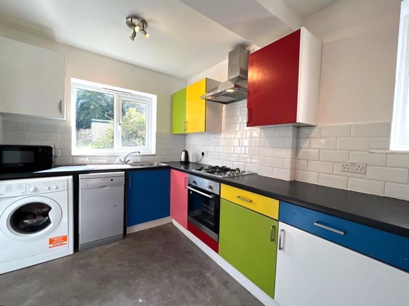 Property photo 2 of 9 Photo 16