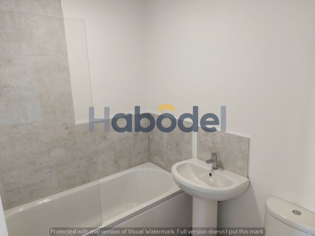 Property photo 3 of 6