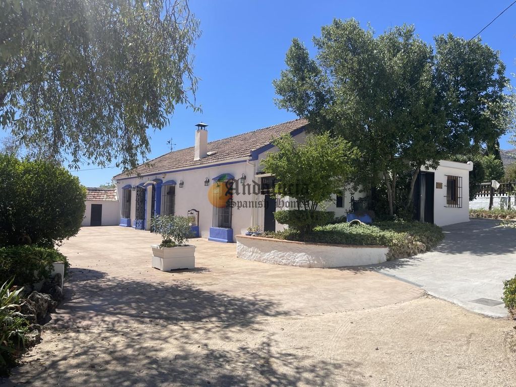 Property photo 1 of 60