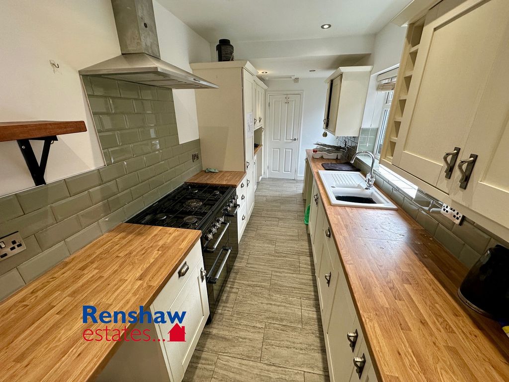 Property photo 2 of 13 K