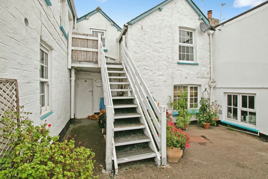 Property photo 1 of 23 Front