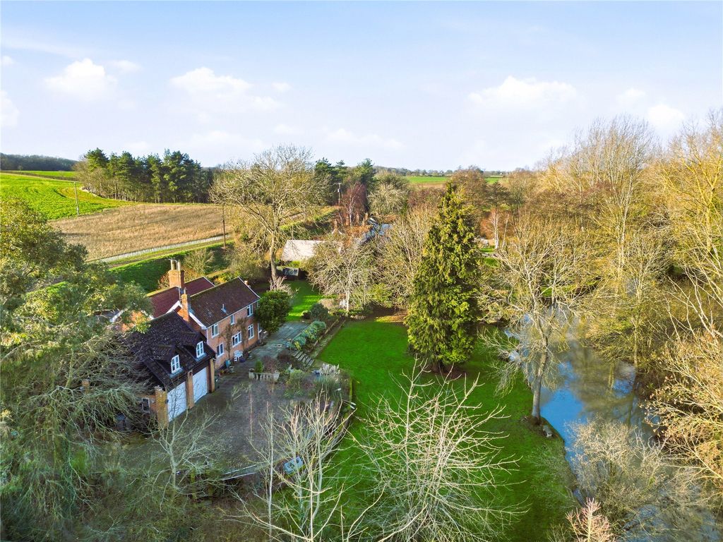 Property photo 2 of 21 Grounds