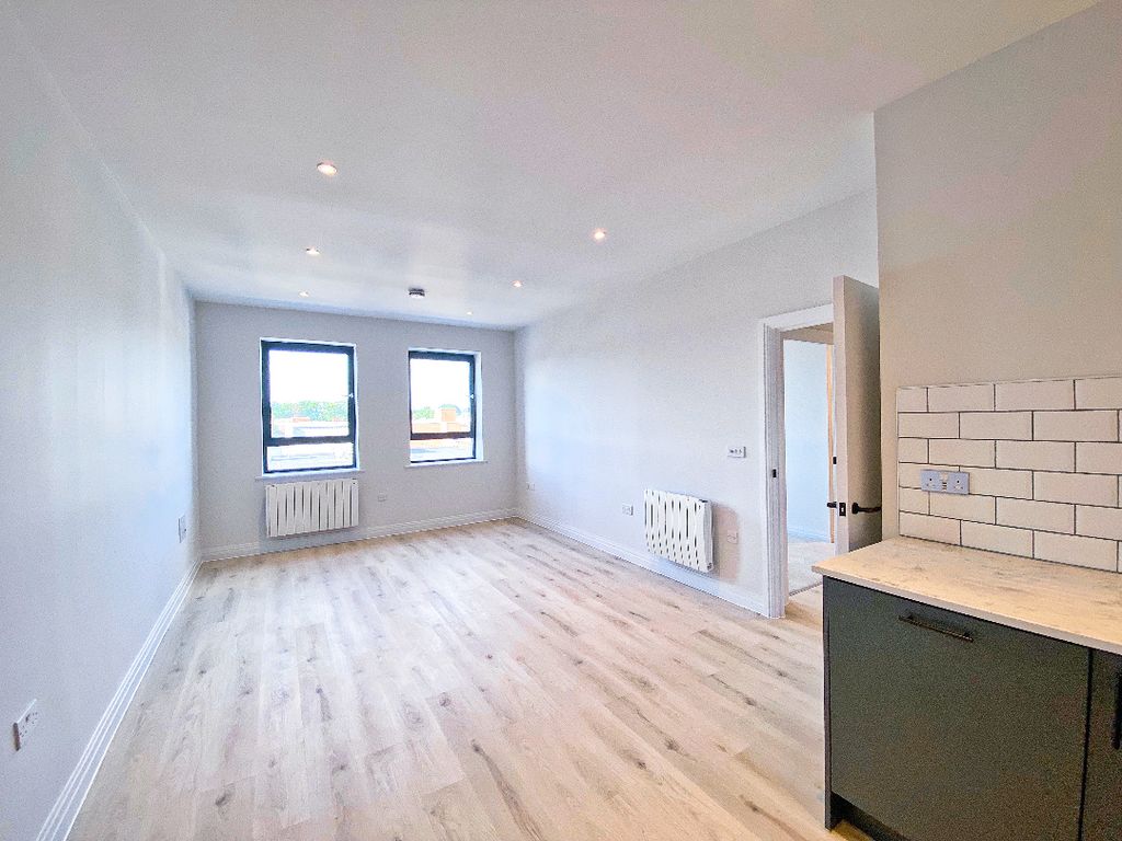 Property photo 2 of 9 2