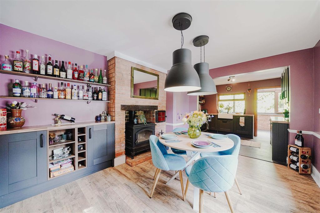 Property photo 3 of 43 Dining Kitchen
