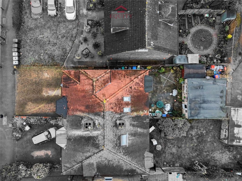 Property photo 3 of 32 Picture No. 30